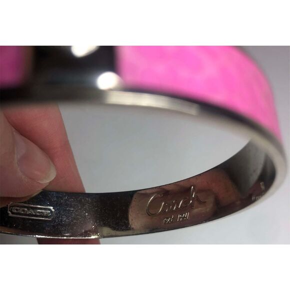 858 Coach silvertone pink enamel coach signature logo hinged bangle Bracelet - Picture 3 of 3